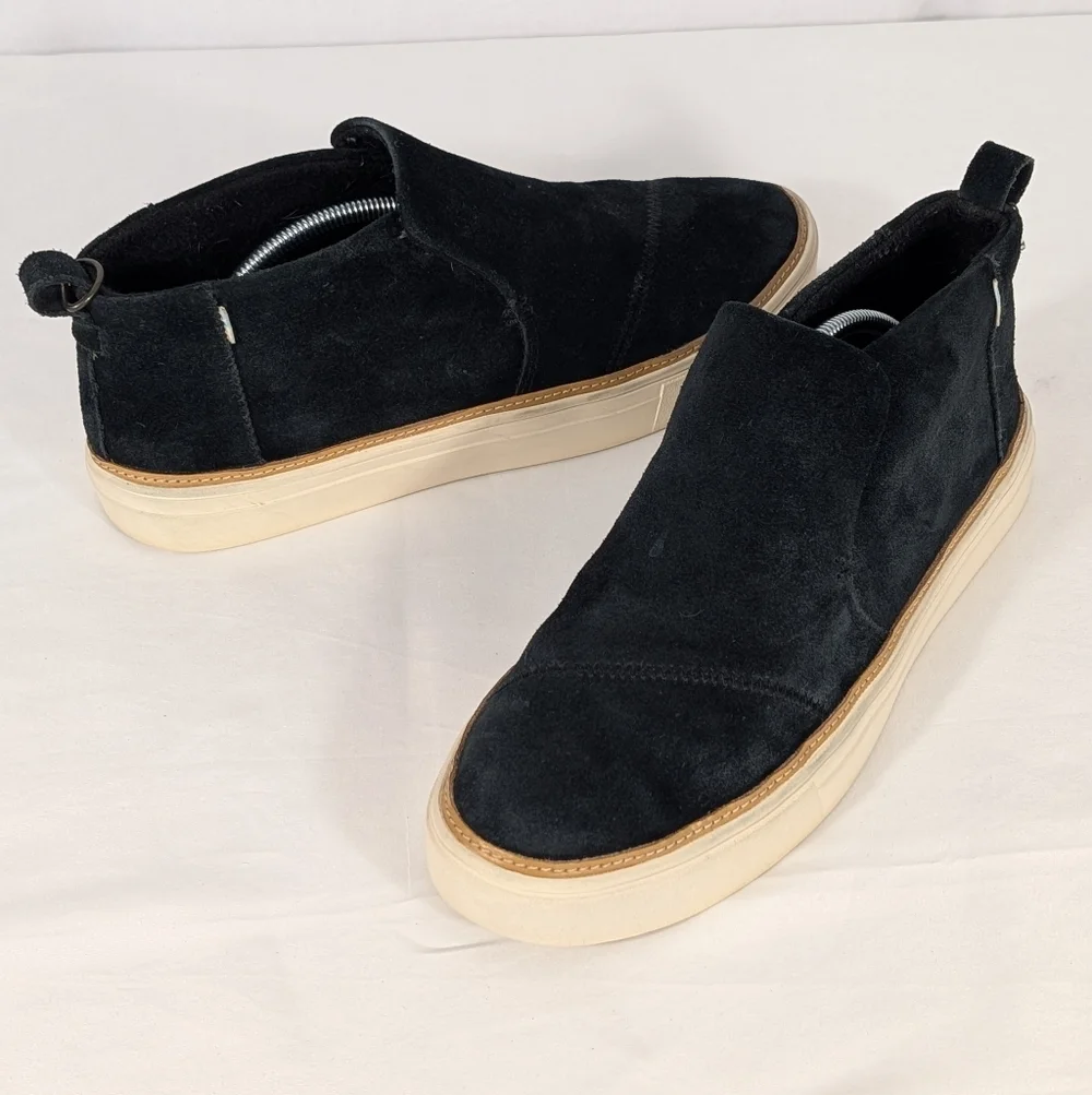 Toms elegant black